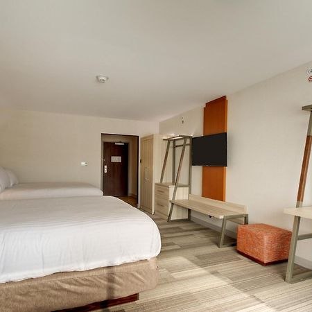 Holiday Inn Express & Suites Galesburg By Ihg Buitenkant foto
