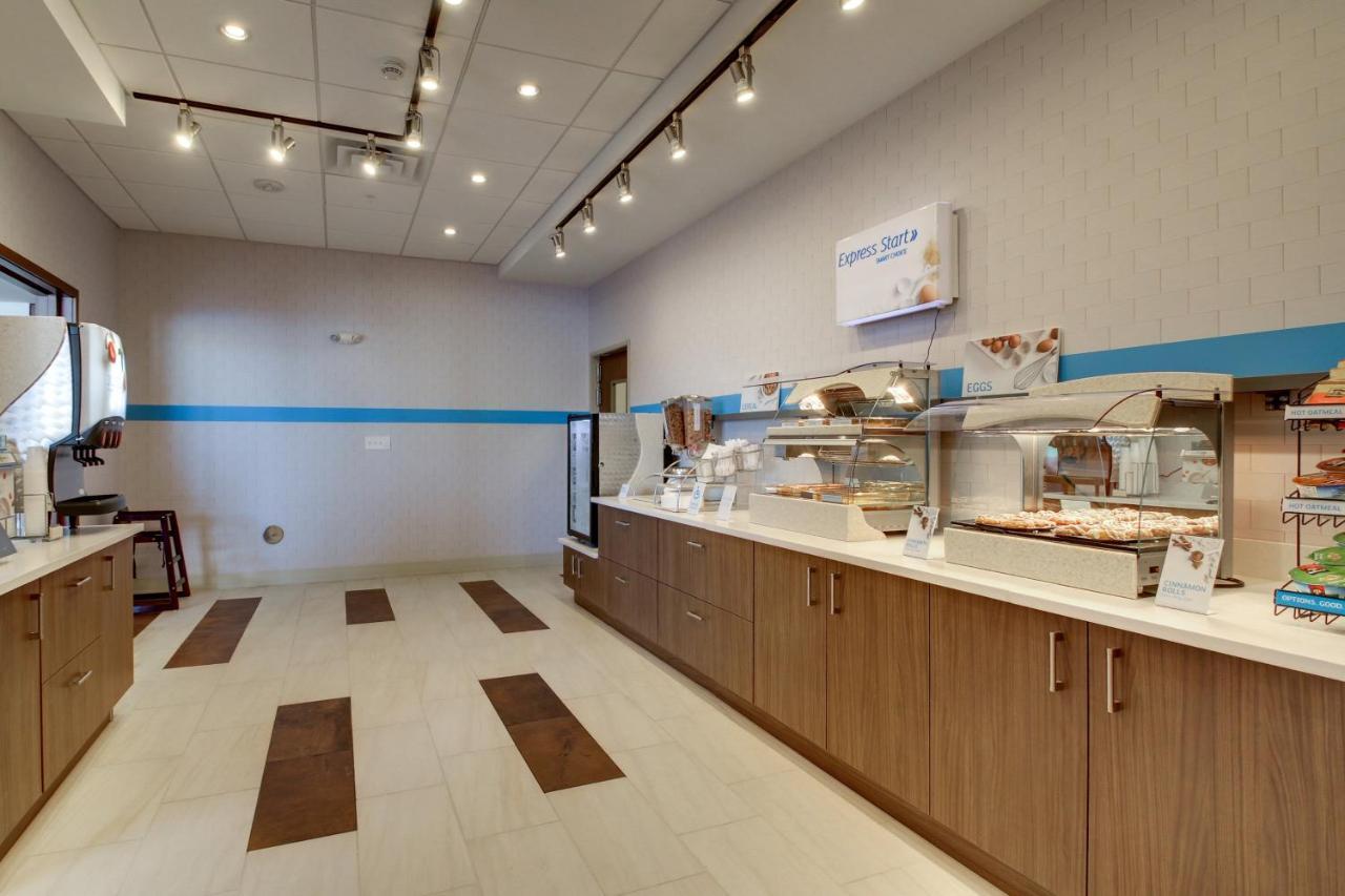 Holiday Inn Express & Suites Galesburg By Ihg Buitenkant foto