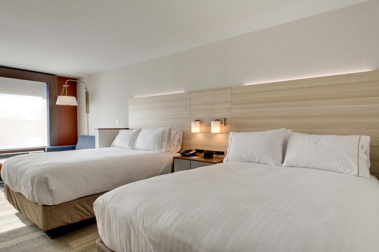 Holiday Inn Express & Suites Galesburg By Ihg Buitenkant foto
