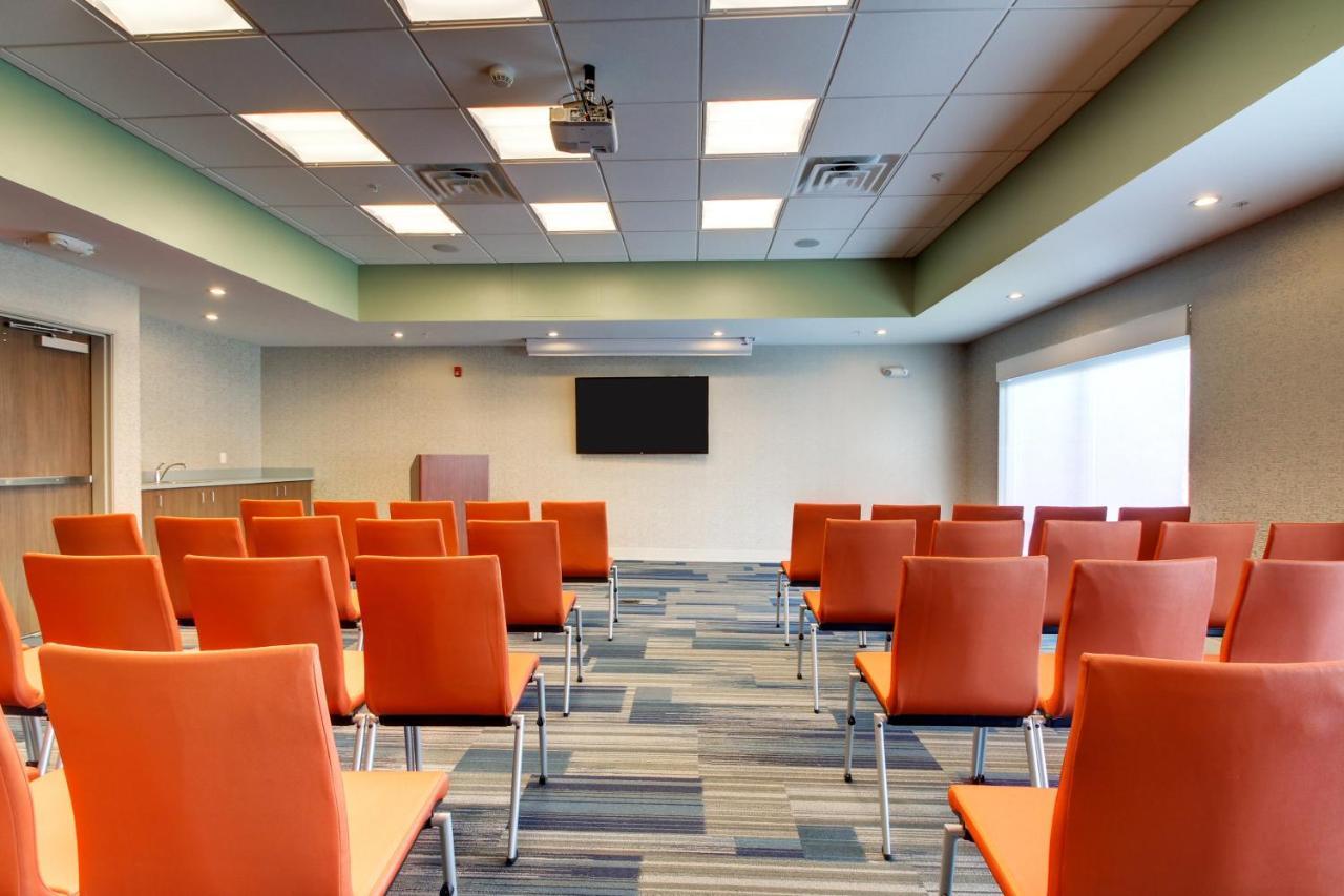 Holiday Inn Express & Suites Galesburg By Ihg Buitenkant foto