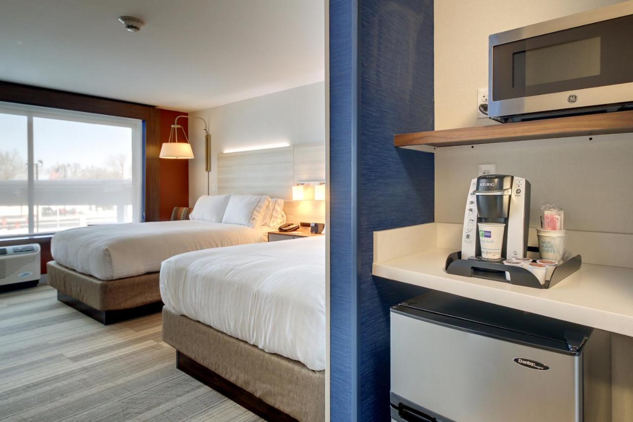 Holiday Inn Express & Suites Galesburg By Ihg Buitenkant foto